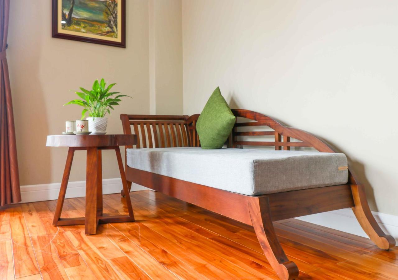 Boutique Eco Khách sạn 3*